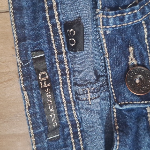 Seduction Jeans - Picture 5 of 8